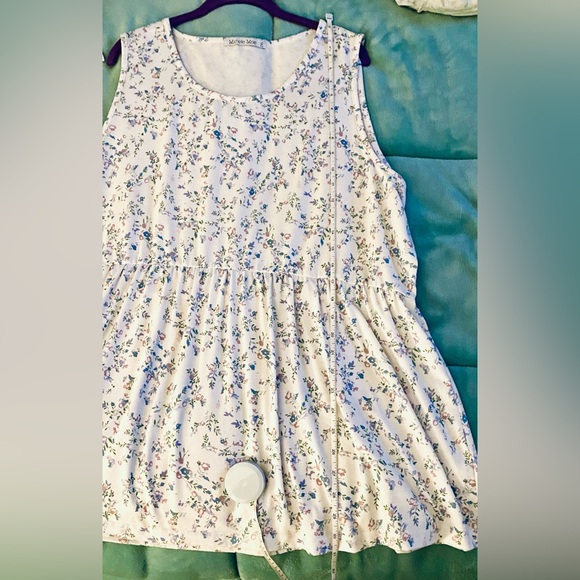 Michelle Mae “Renee” Ruffle Tank Top - Picture 7 of 8